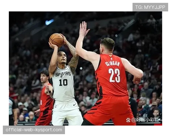 马刺 vs 开拓者实时:圣安东尼奥马刺目前 81-61 领先波特兰开拓者,文班亚马准三双数据引起全场欢呼。